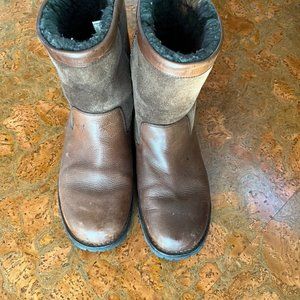 men's Ugg shearling boots